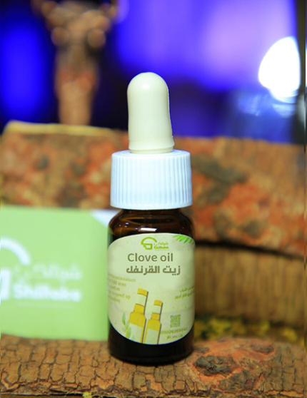 زيت القرنفل الخام